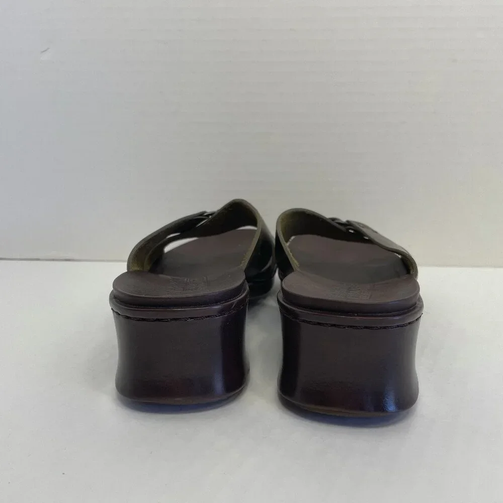 Timberland Sandals Women’s Sz 7.5 Olive Green Leather Strap Slides Smart Comfort